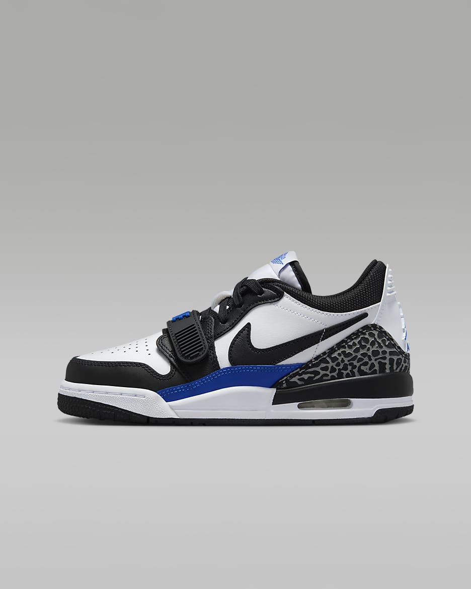 Air Jordan Legacy 312 Low Older Kids Shoes. Nike FI